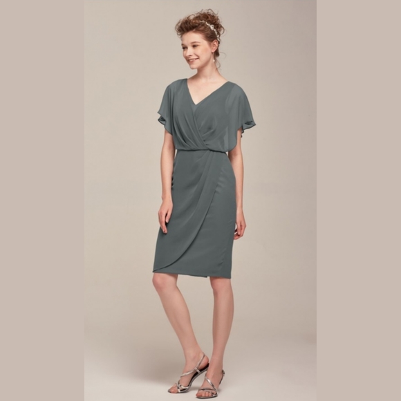 Gray Formal Chiffon Reese Wrap Dress, size 16 - Picture 6 of 14